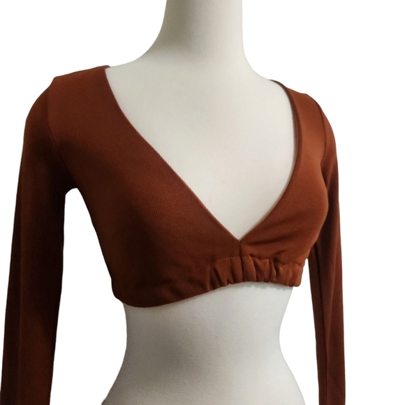 PRINCESS POLLY CATI LONG SLEEVE CROPPED TOP BROWN SZ 0 - Picture 2 of 8
